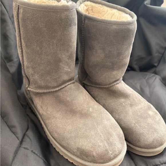 Gray UGG Koolaburra Boots - Picture 2 of 5